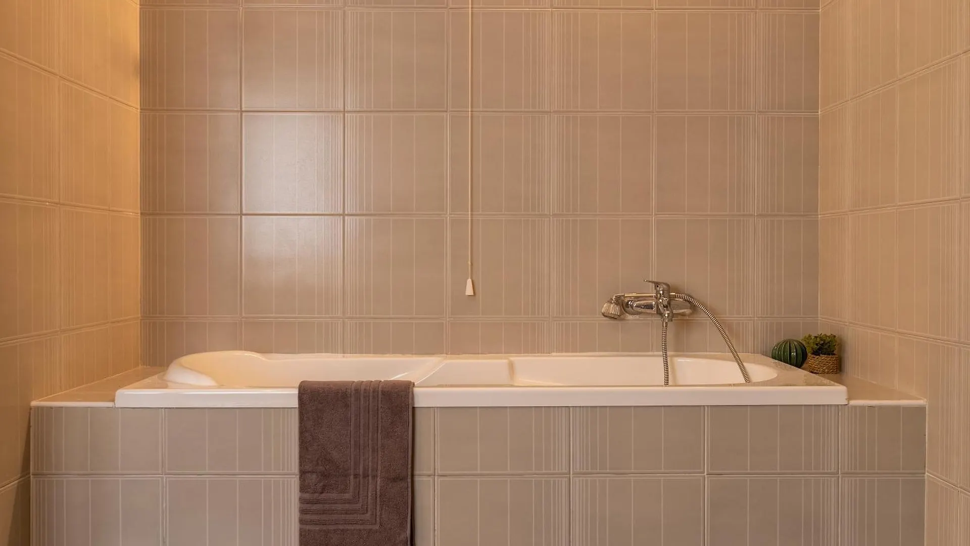 Sardinia Re - Tema Apartment Alghero 0*,