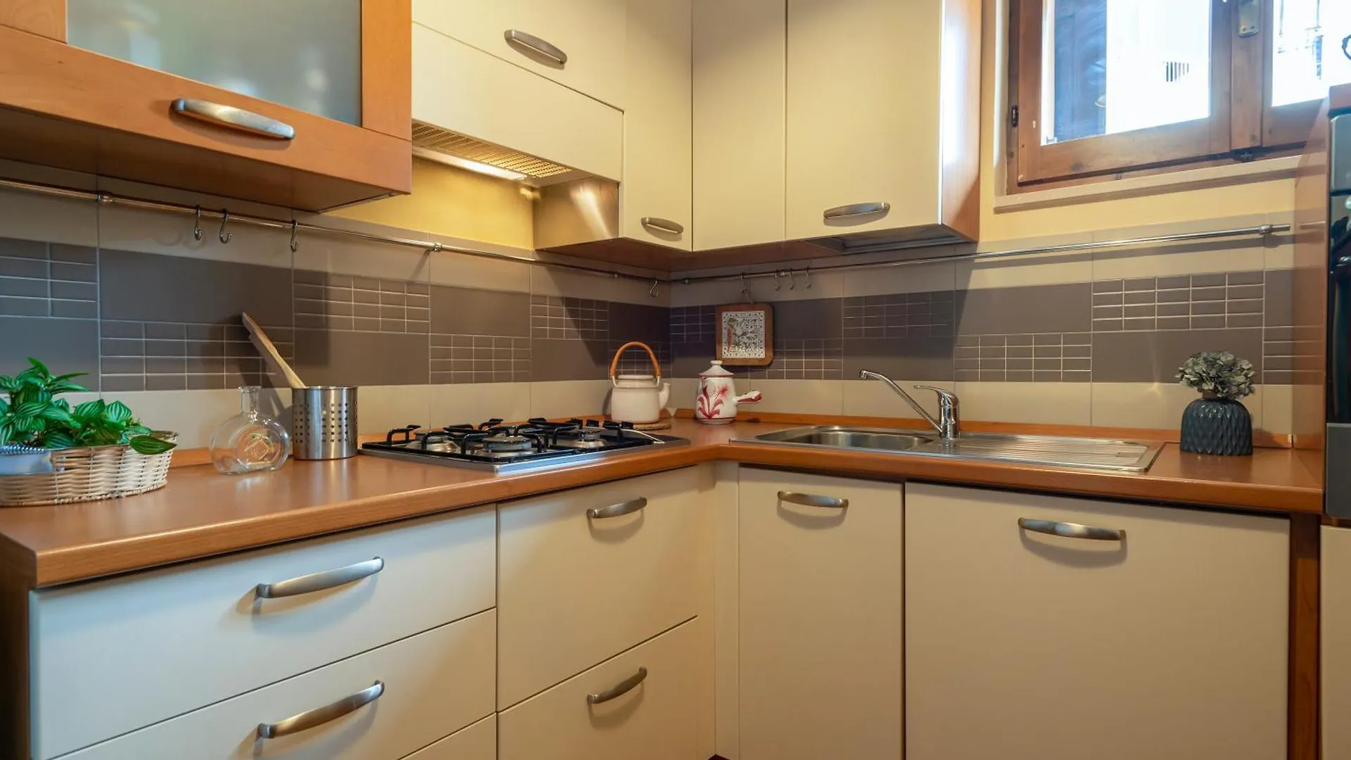 Sardinia Re - Tema Apartment Alghero Italy