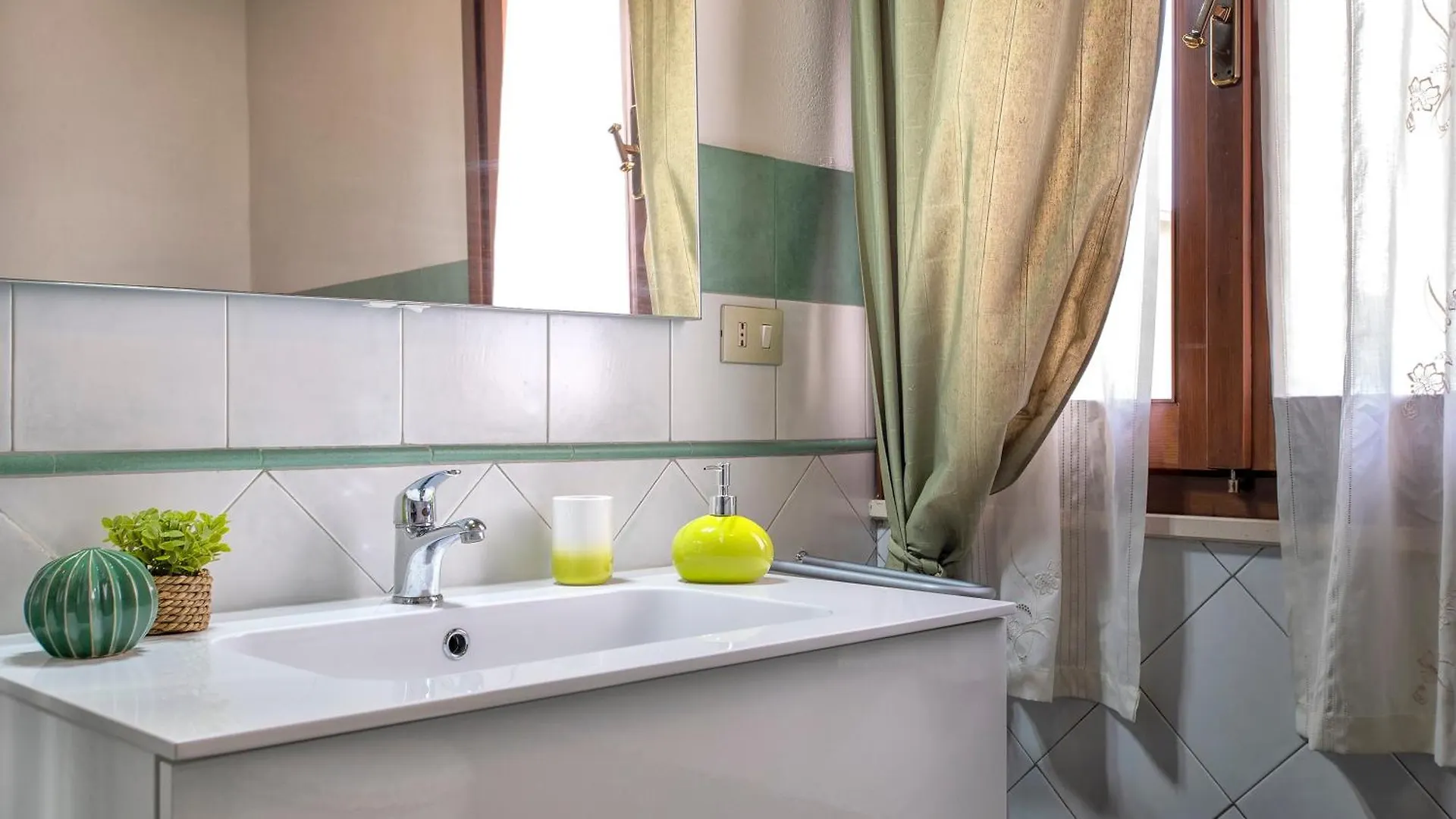 Sardinia Re - Tema Apartment Alghero